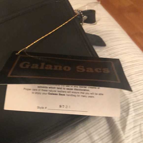 Brand New dark Navy leather handbag - Picture 6 of 6